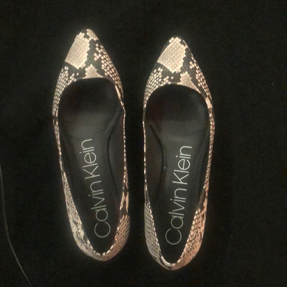 Calvin Klein flats
